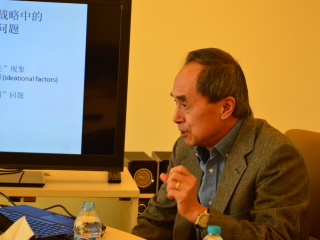 Professor Yu Bin of Wittenberg University visited SAIAS